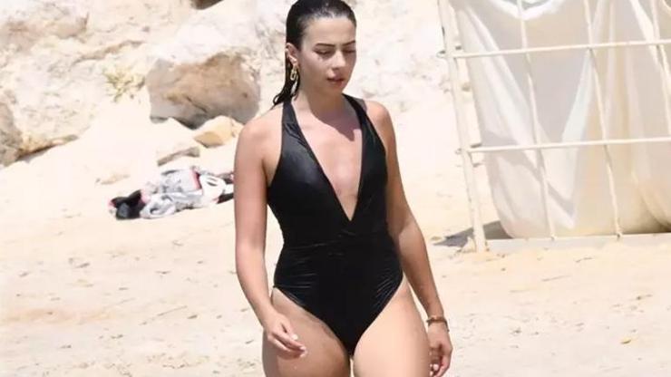 Arka Sokakların Şulesi Ecem Özün Aşk Tatili