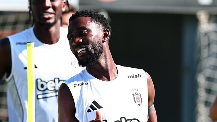 Wilfred Ndidi, Beşiktaştaki ilk antrenmanına çıktı