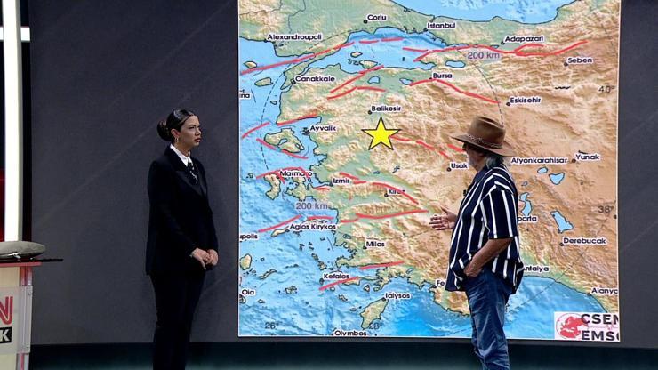 Türkiye'nin konuştuğu isim CNN TÜRK'te! Prof. Dr. Şener Üşümezsoy'dan depreme ilişkin kritik açıklamalar Türkiye'nin konuştuğu isim CNN TÜRK'te! Prof. Dr. Şener Üşümezsoy'dan depreme ilişkin kritik açıklamalar