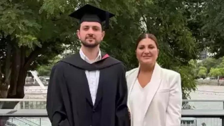 Sibel Can Oğlu Emir Aksüt’ün 25. Yaş Gününü Kutladı: Bebeklik Fotoğrafı ile Duygusal Paylaşım