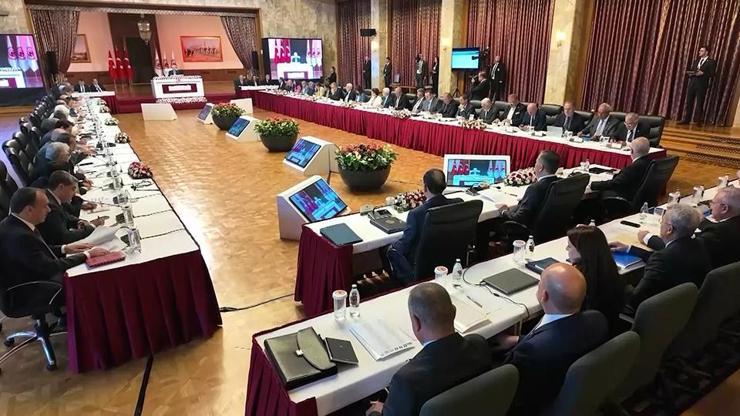 CHP kapalı komisyona neden evet dedi