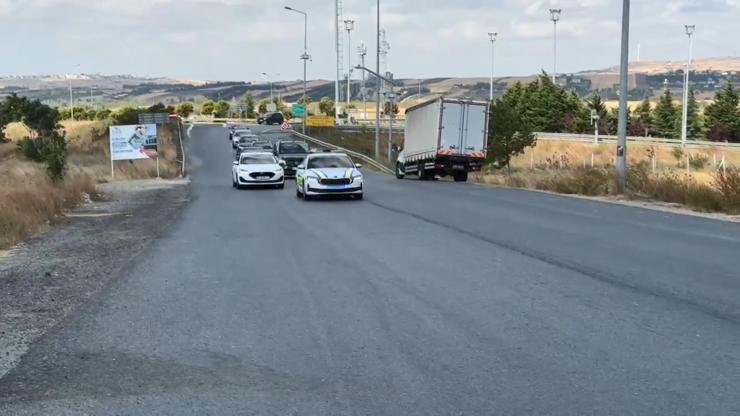 İstanbul - Özgür Özel Silivri'de Ekrem İmamoğlu'nu ziyaret ediyor - 1