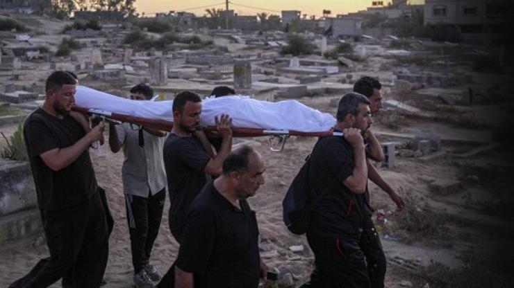 Gazze ölmeye devam ediyor... Can kaybı 61 bin 827’ye yükseldi Gazze ölmeye devam ediyor... Can kaybı 61 bin 827’ye yükseldi