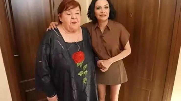 Kaynanaların Döndüsü Defne Yalnız, Kedileriyle Birlikte Mütevazı Evinde Yaşıyor