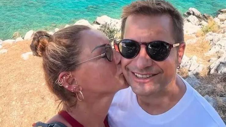 Pınar Altuğun Yoga Paylaşımına Yorum Yağdı: Yağmur Bey Kıskanmıyor Mu