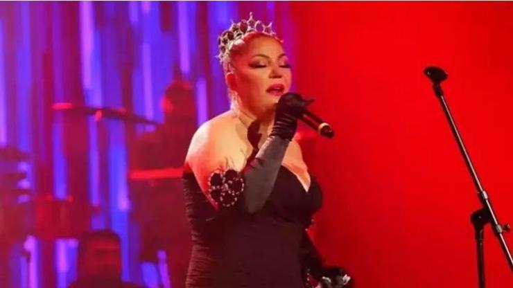 İzel’den Cesur Paylaşım: Selülitler Gerçektir