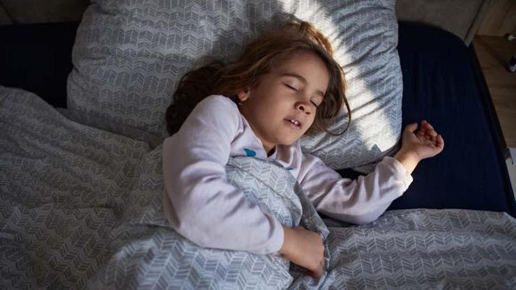 Horlayan Çocuklarda Orta Kulak İltihabı Olabilir