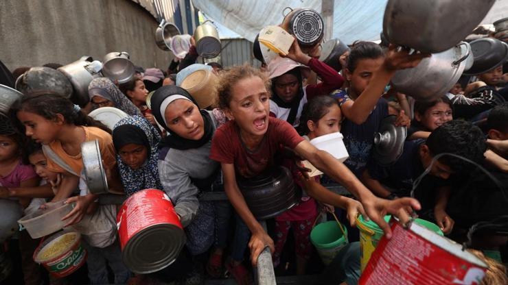 Pakistan'dan Gazze'ye 100 tonluk gıda yardımı