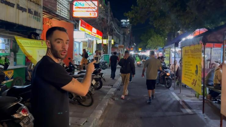 Kuralsız Sokaklar Müziğin ve Tarihin İzinde Dünyanın Üç Farklı Yüzü Kuralsız Sokaklarda