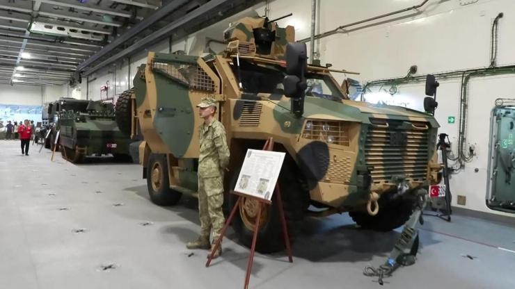 CNN TÜRK ekibi TCG Anadolu güvertesinde