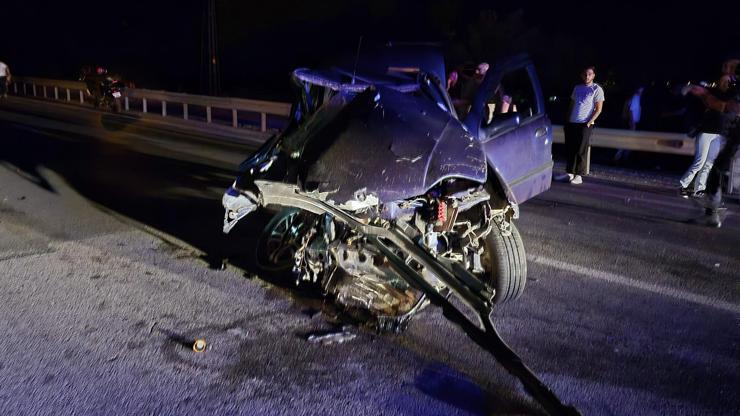 Edirne'de otomobille hafif ticari araç çarpıştı; 5 yaralı