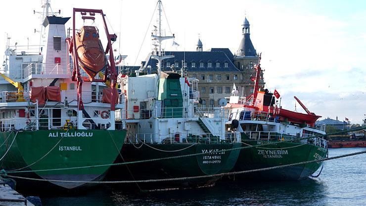 Son dakika... Haydarpaşa Limanında gemi yangını