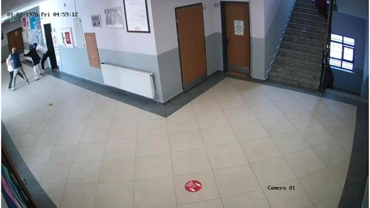 Sahte evrak veren veli, ret cevabı alınca okul idarecilerine bıçakla saldırmaya çalıştı