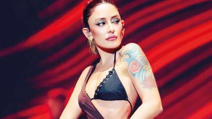 Melek Mosso’dan Yıllar Sonra Açıklama: “Üç Kez Tacize Uğradım”