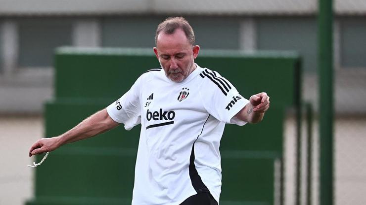 Alanyaspor maçı hazırlıklarını tamamlayan Beşiktaşta kadro belli oldu