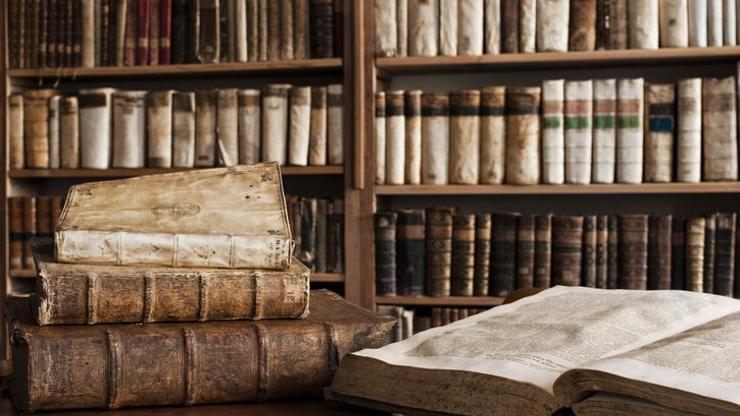 Latince Sözler... En Güzel, En Havalı Fotoğraf Altına Yazılabilecek Latince Cümleler...