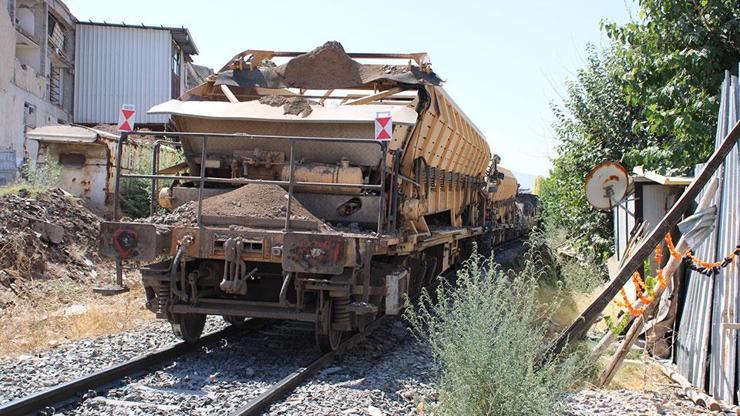 Malatya'da yük treninin çarptığı yaya öldü Malatya'da yük treninin çarptığı yaya öldü