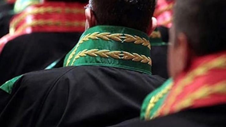 SON DAKİKA HABERİ: İstanbul Cumhuriyet Savcısı Ercan Kayhan'a bıçaklı saldırı SON DAKİKA HABERİ: İstanbul Cumhuriyet Savcısı Ercan Kayhan'a bıçaklı saldırı