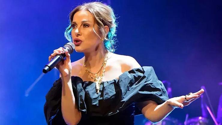 Güzelliğiyle Yıllara Meydan Okuyor Zuhal Olcay Gençlik Sırrını Verdi