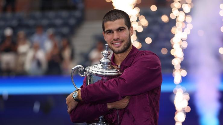 Carlos Alcaraz, yeniden dünya 1 numarası oldu