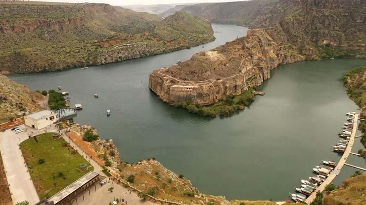 Fıratın incisi Rumkaleye ilgi artıyor