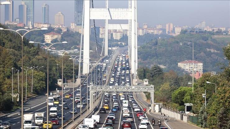 İstanbul'da haftanın 3. iş gününde trafik yoğunluğu İstanbul'da haftanın 3. iş gününde trafik yoğunluğu