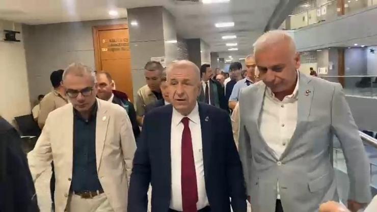 Ümit Özdağ'ın yargılandığı davada duruşma 24 Aralık'a ertelendi Ümit Özdağ'ın yargılandığı davada duruşma 24 Aralık'a ertelendi