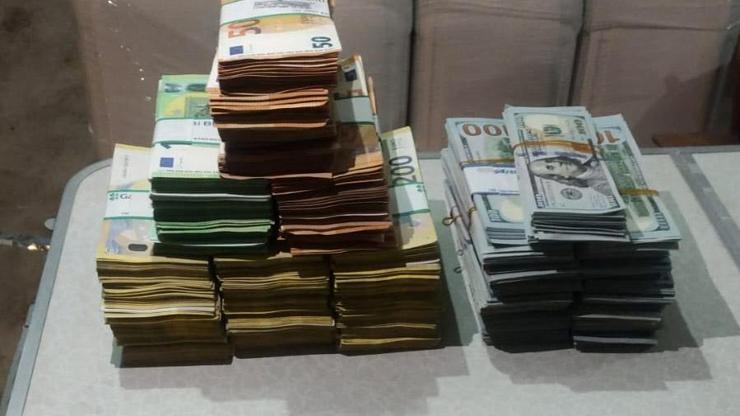 Manavgat Belediyesi’ne yönelik rüşvet soruşturması | Kilolarca altın, yüz binlerce euro ve dolar Manavgat Belediyesi’ne yönelik rüşvet soruşturması | Kilolarca altın, yüz binlerce euro ve dolar