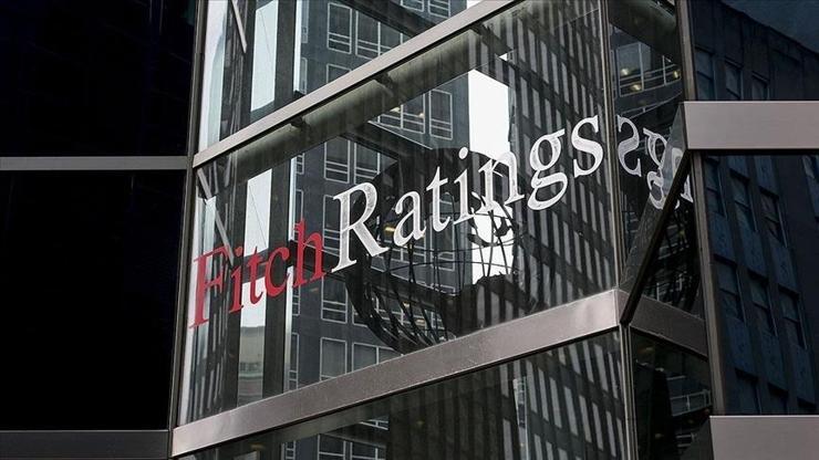 Fitch, Fransa'nın kredi notunu AA-'den A+'ya düşürdü
