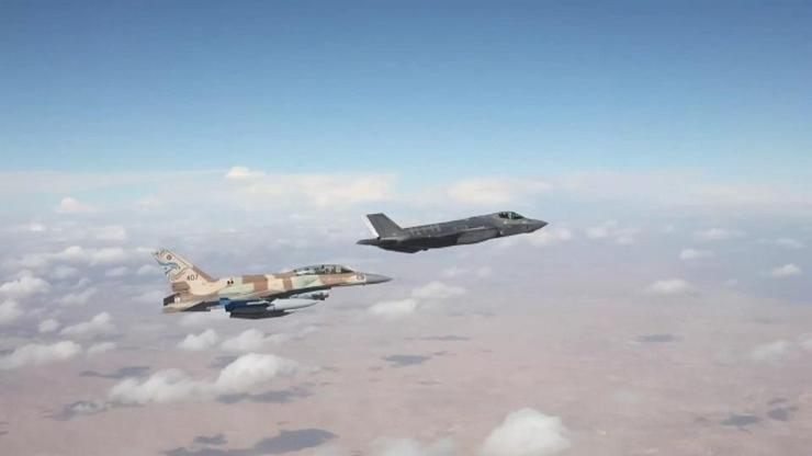 Venezuela açıkladı: ABD Karayiplerde istihbarat uçuşunda