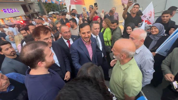 İstanbul - AK Parti Avcılar'da yeni ilçe binasını açtı