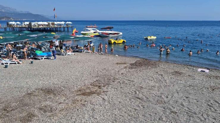 Sanal medyadaki görüntüler sonrası Kemer'deki halk plajına denetim Sanal medyadaki görüntüler sonrası Kemer'deki halk plajına denetim