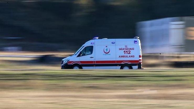 İstanbul'da sürücüler artık bu anonsu radyodan duyacak: Lütfen ambulansa yol verin İstanbul'da sürücüler artık bu anonsu radyodan duyacak: Lütfen ambulansa yol verin
