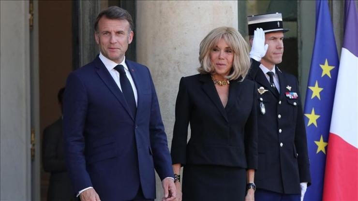 Macron çiftine ilginç dava: Kadın olduğuna dair kanıt sunacak