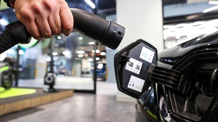 Türkiye’de elektrikli araç şarj altyapısı ağustosta artış gösterdi Türkiye’de elektrikli araç şarj altyapısı ağustosta artış gösterdi