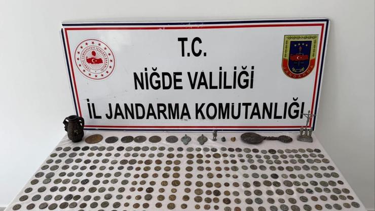 Niğdede otogarda 334 parça tarihi eser ele geçirildi