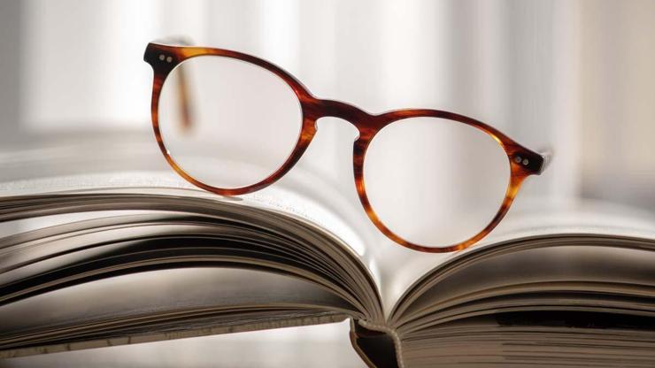 Okuma Gözlükleri Tarih mi Oluyor Yeni Araştırma Ortaya Koydu: Sadece 1 Damlası Bile Yetiyor İşte O Basit Ama Etkili Yöntem