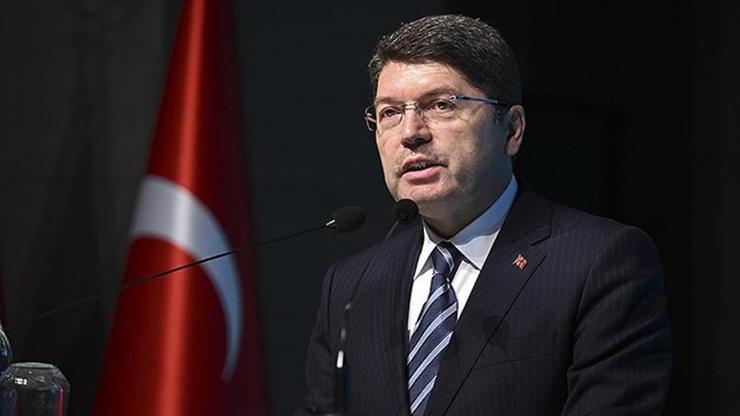 SON DAKİKA HABERİ: Adalet Bakanı Tunç açıkladı! TV kanalındaki 'Erdoğan' KJ'sine soruşturma SON DAKİKA HABERİ: Adalet Bakanı Tunç açıkladı! TV kanalındaki 'Erdoğan' KJ'sine soruşturma