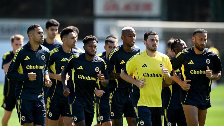 Fenerbahçe'nin, Dinamo Zagreb maçı kadrosu belli oldu! 3 isim yer almadı... Fenerbahçe'nin, Dinamo Zagreb maçı kadrosu belli oldu! 3 isim yer almadı...