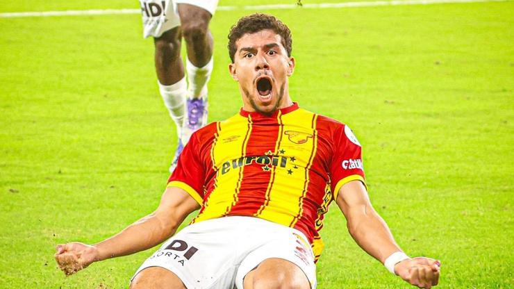 Beşiktaş'a röveşata gol atan Ibrahim Sabra, dikkatleri üzerine çekti