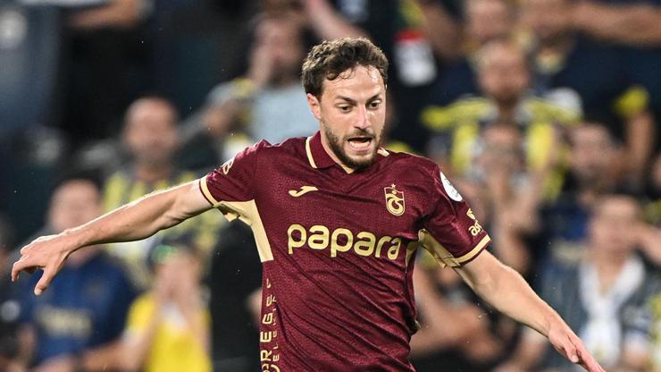 Trabzonsporun sol beki Mustafa Eskihellaçtan kötü haber