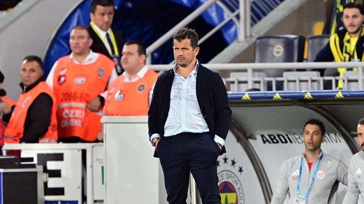 Emre Belözoğlu’ndan Fenerbahçe teknik direktörlüğü açıklaması Emre Belözoğlu’ndan Fenerbahçe teknik direktörlüğü açıklaması