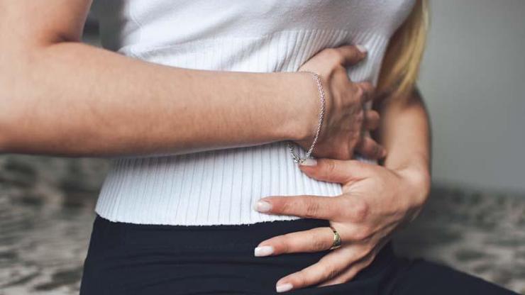 REFLÜ VE MİDE FITIĞI VAKALARI ARTTI Reflü ve Mide Fıtığı Neden Olur Reflü ve Mide Fıtığı Belirtileri Neler