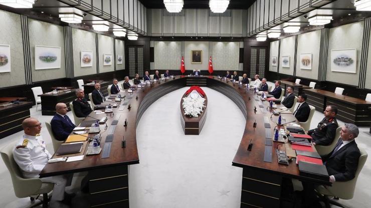 SON DAKİKA HABERLERİ... Cumhurbaşkanı Erdoğan başkanlığında Beştepede toplanan MGK sona erdi