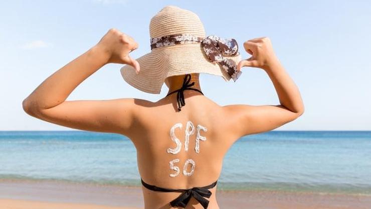 Avustralyada güneş kremi skandalı: 50 değil, 4 SPF çıktı 18 markanın satışı durduruldu...