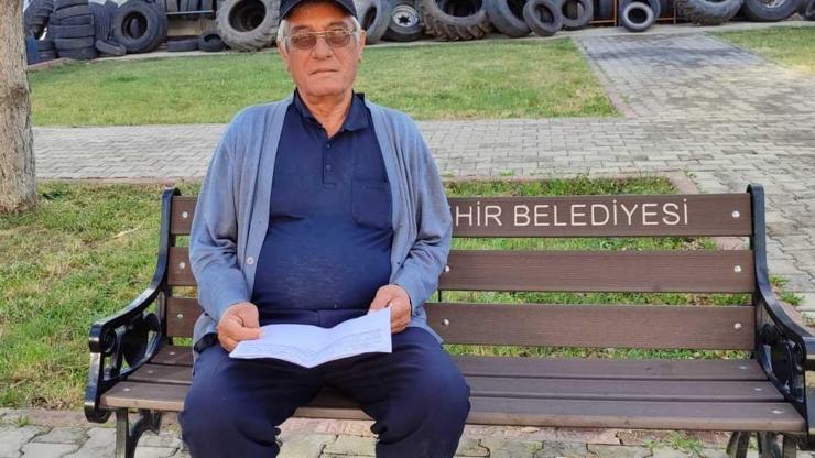 Adı öldü kendi yaşıyor! Konya'da trajıkomik olay: Yaşadığımı ıspatlamaya çalışıyorum Adı öldü kendi yaşıyor! Konya'da trajıkomik olay: Yaşadığımı ıspatlamaya çalışıyorum