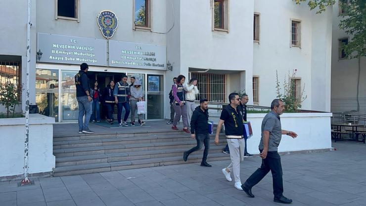 Nevşehir'de fuhuş operasyonu şüphelileri adliyede Nevşehir'de fuhuş operasyonu şüphelileri adliyede