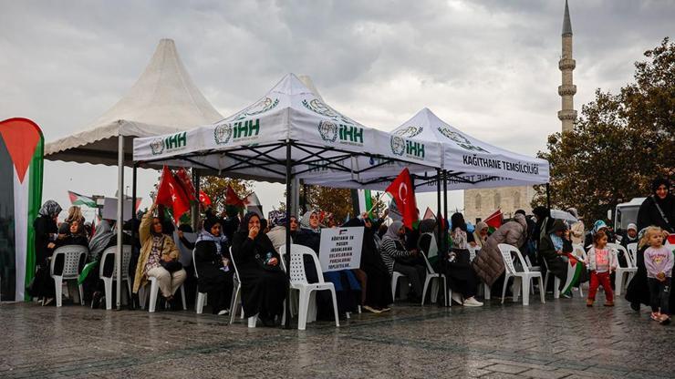 Eminönü’nde Gazze için özgürlük nöbeti Eminönü’nde Gazze için özgürlük nöbeti