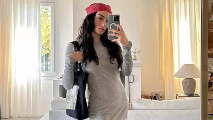 Hazar Ergüçlü’den Yaza Veda Paylaşımı Kısa Sürede Büyük Beğeni Topladı