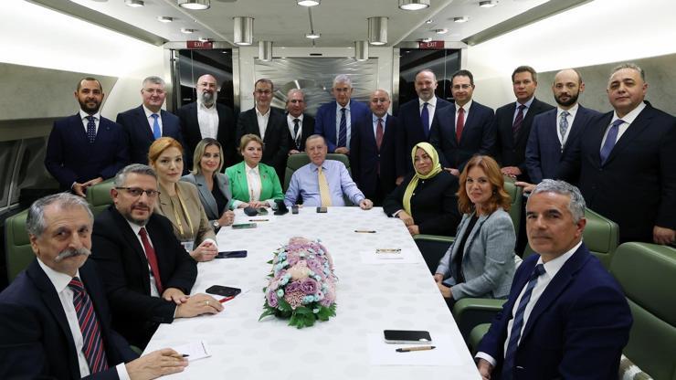 SON DAKİKA... Cumhurbaşkanı Erdoğan'dan Azerbaycan dönüşü açıklamalar SON DAKİKA... Cumhurbaşkanı Erdoğan'dan Azerbaycan dönüşü açıklamalar